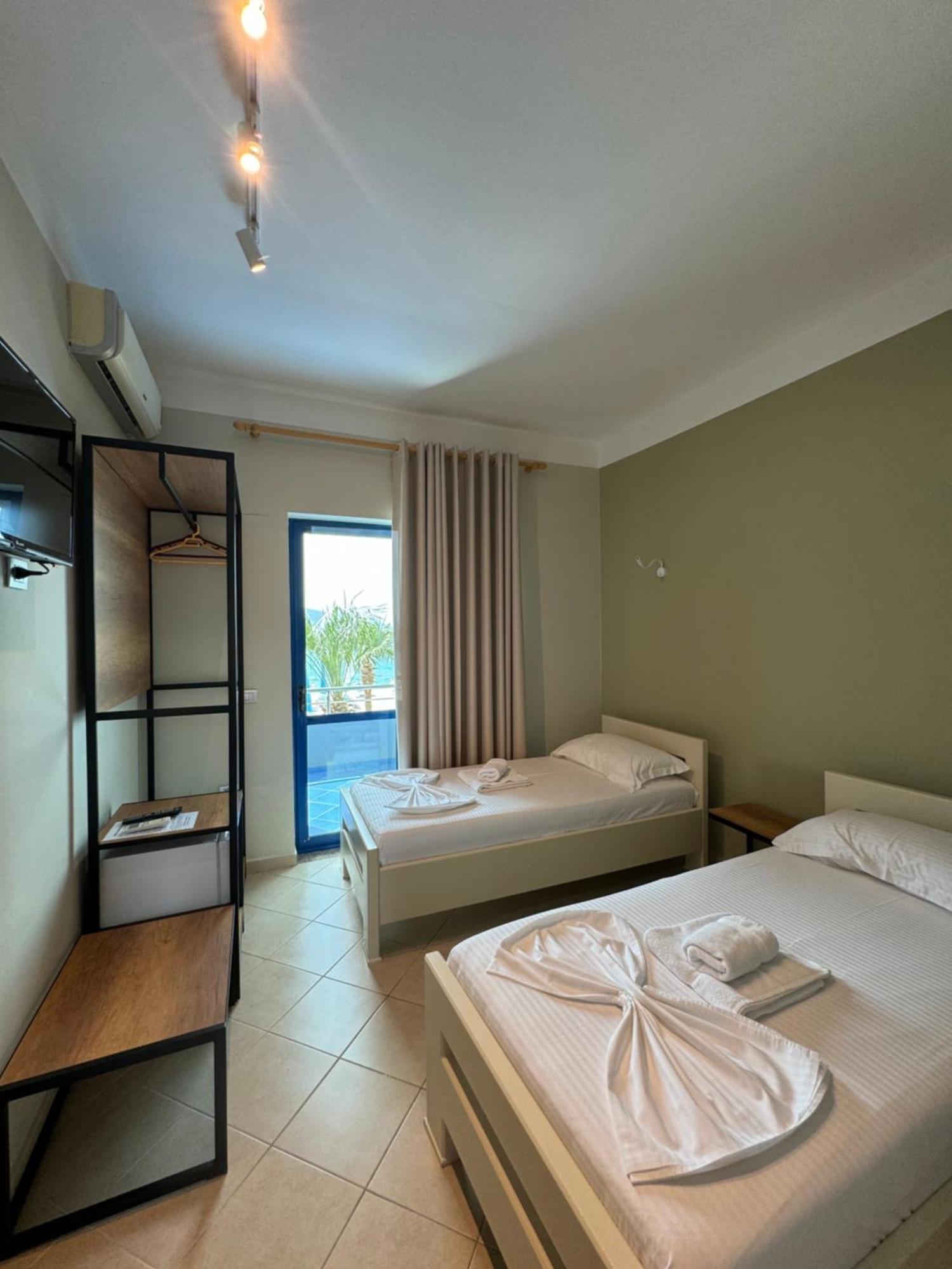 Hotel Cekodhima Radhimë Extérieur photo