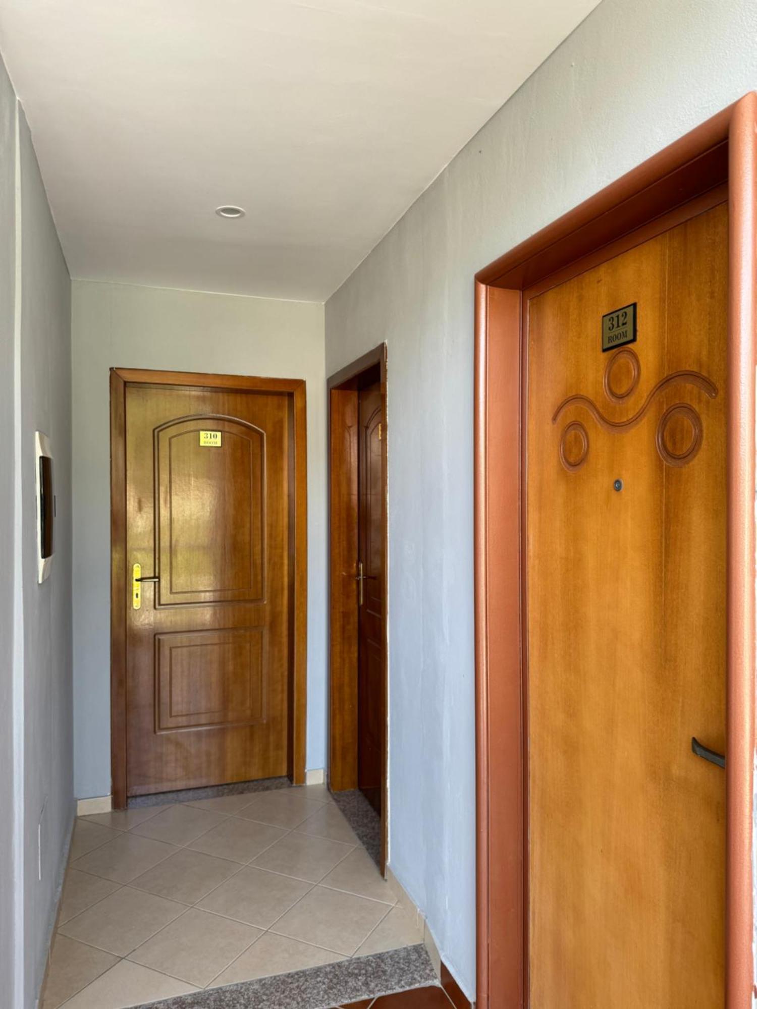 Hotel Cekodhima Radhimë Extérieur photo