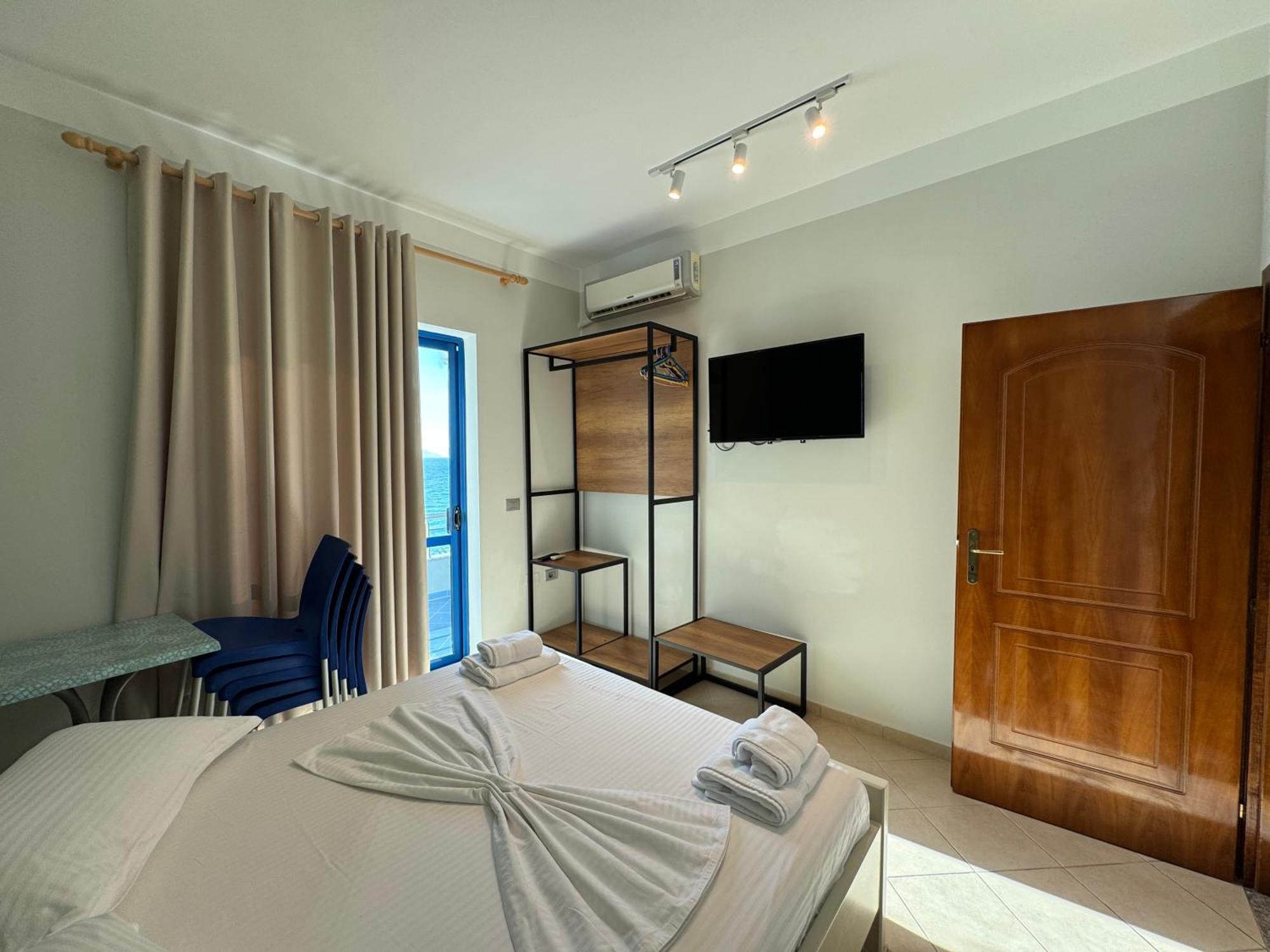Hotel Cekodhima Radhimë Extérieur photo
